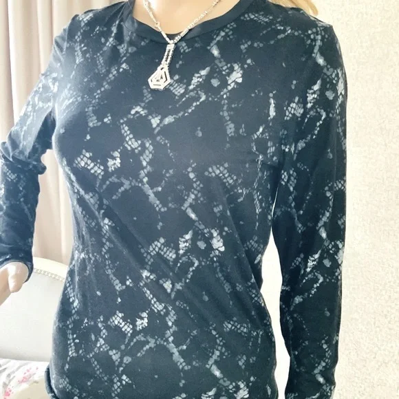 Louis Vuitton blue black long sleeved top XS - Picture 2 of 16